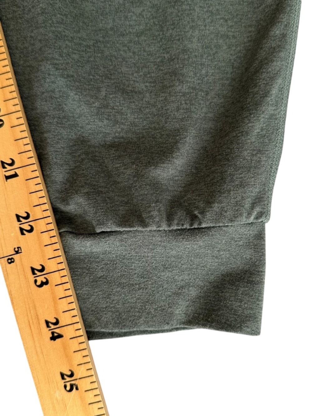 Vuori Womens Jogger The Rise The Shine Sz. M Medium Pull on Adjustable Logo Gym - Picture 11 of 13